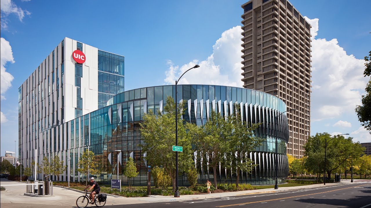 University of Illinois at Chicago (UIC) Campus